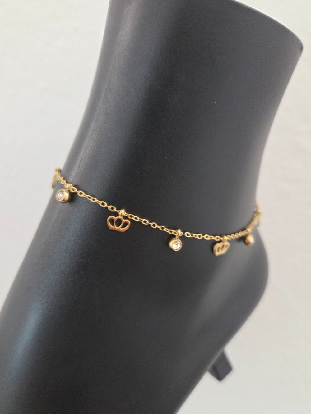 Gold Chain Anklet with Crown and Rhinestone Charms Delicate Beach Jewelry - Picture 5 of 13